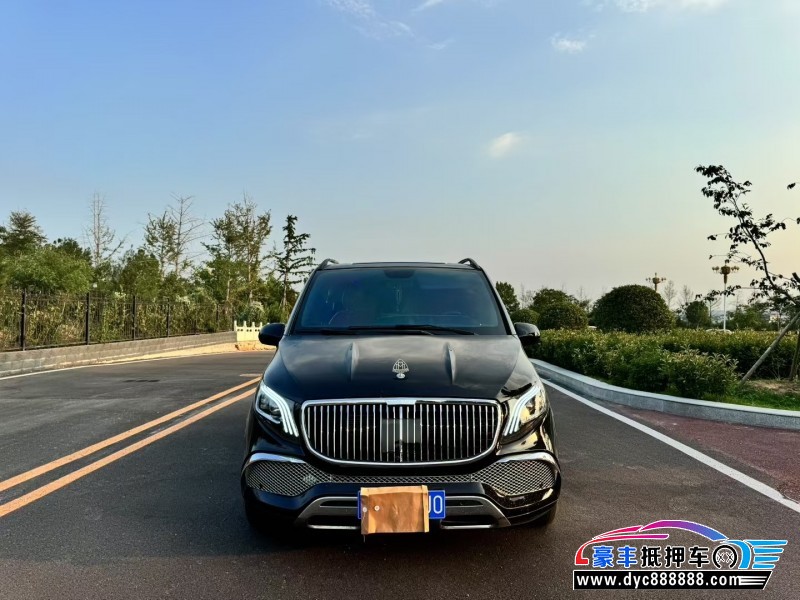 23年奔驰威霆轿车抵押车出售