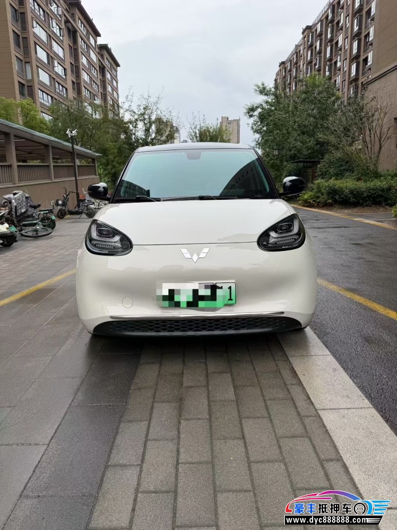 24年五菱缤果轿车抵押车出售