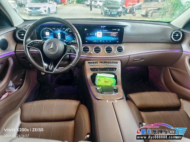 21年奔驰E轿车抵押车出售