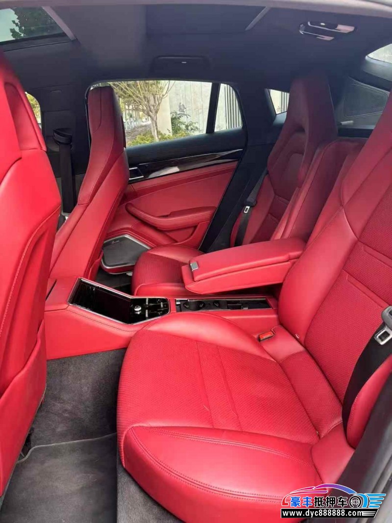 22年保时捷帕纳梅拉轿车抵押车出售