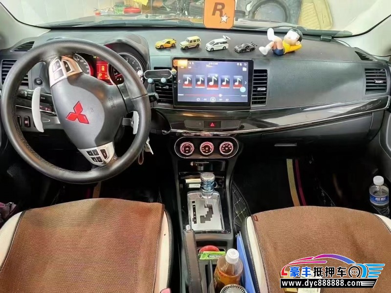 14年三菱翼神轿车抵押车出售