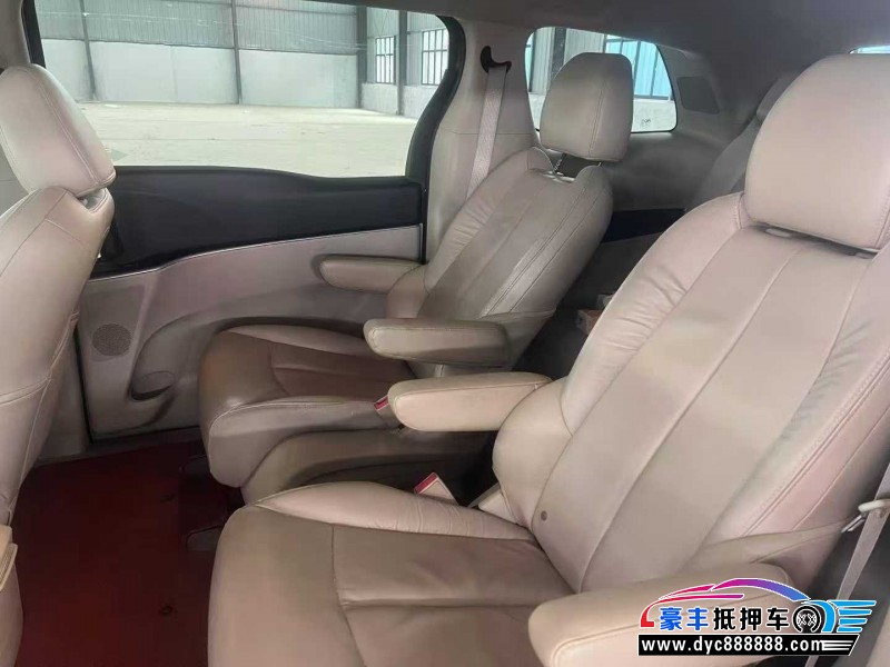 19年别克GL8轿车抵押车出售