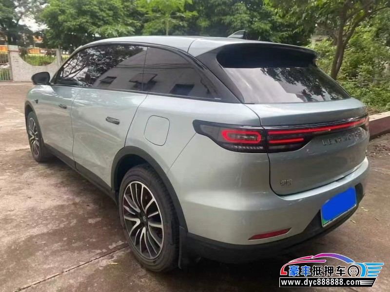 23年零跑C11轿车抵押车出售