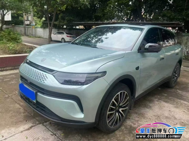 23年零跑C11轿车抵押车出售