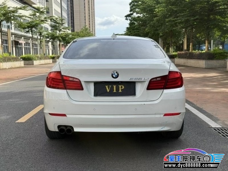 12年宝马5系轿车抵押车出售