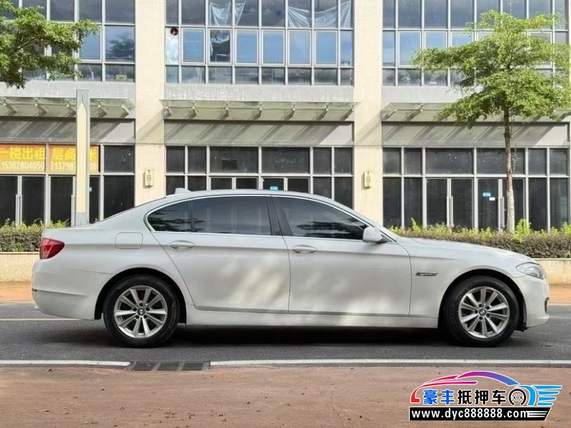 12年宝马5系轿车抵押车出售