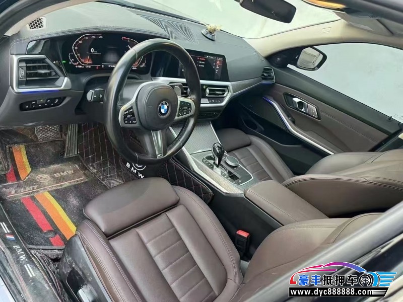 21年宝马3系轿车抵押车出售