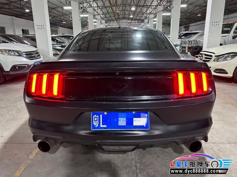 17年福特野马轿车抵押车出售