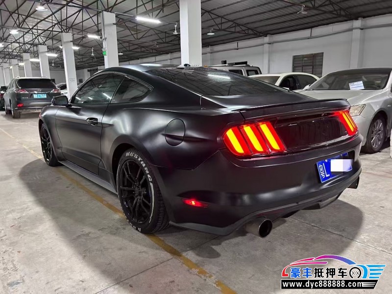 17年福特野马轿车抵押车出售