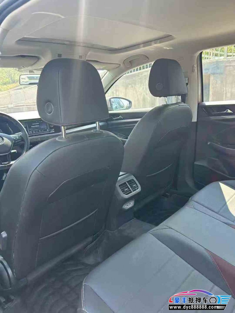 20年大众宝来轿车抵押车出售