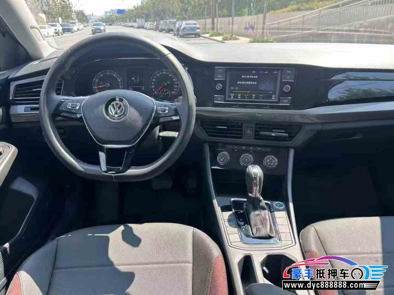 20年大众宝来轿车抵押车出售