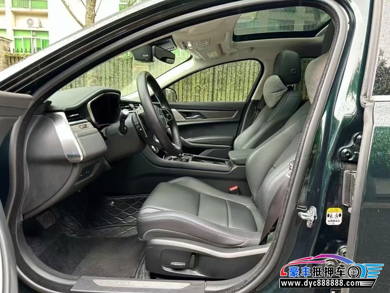 22年捷豹XFL轿车抵押车出售