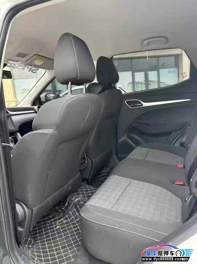 23年名爵ZS轿车抵押车出售