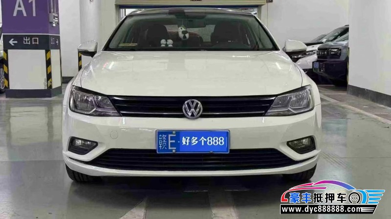 16年大众凌渡轿车抵押车出售