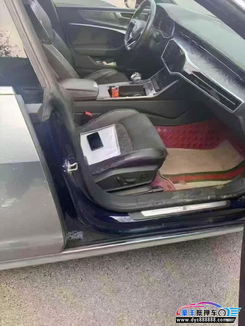 22年奥迪A7轿车抵押车出售