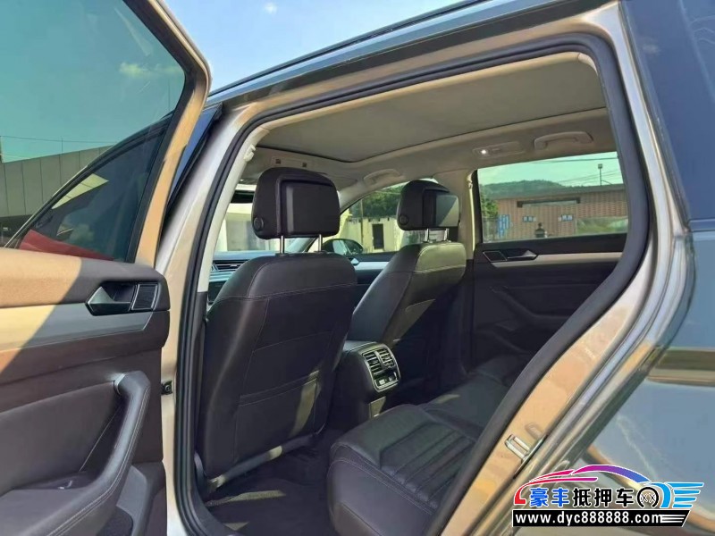 17年大众蔚揽轿车抵押车出售