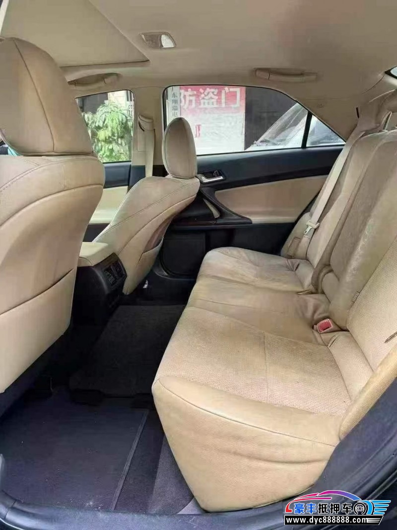 17年丰田锐志轿车抵押车出售