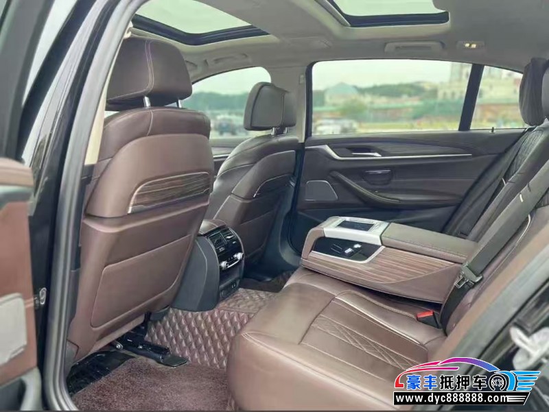 20年宝马5系轿车抵押车出售