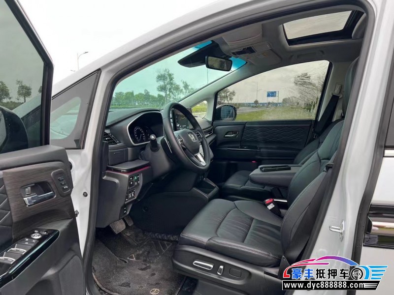 24年本田艾力绅轿车抵押车出售