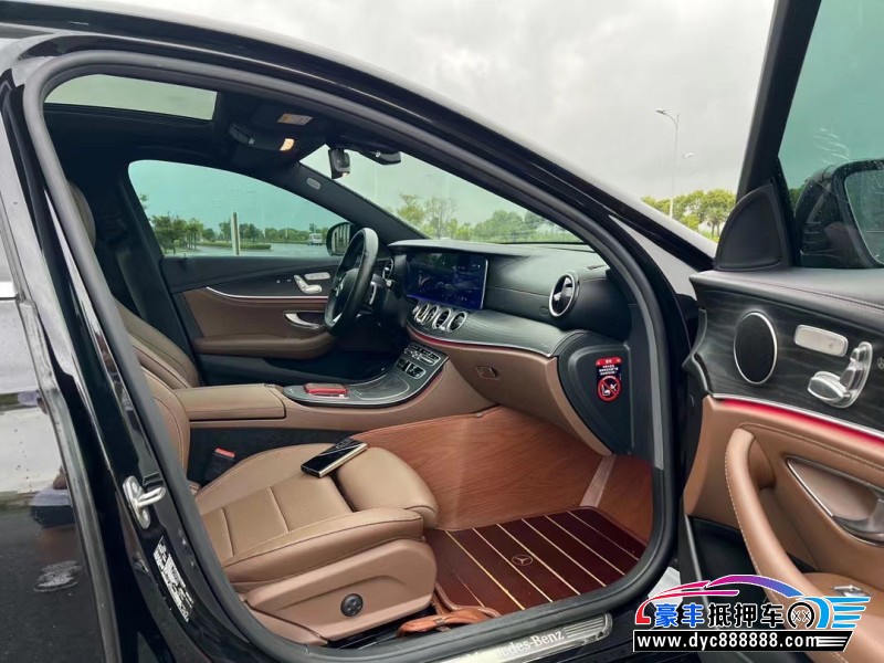 23年奔驰E轿车抵押车出售