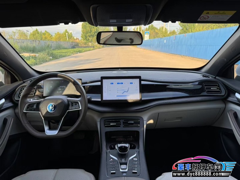 24年比亚迪秦轿车抵押车出售