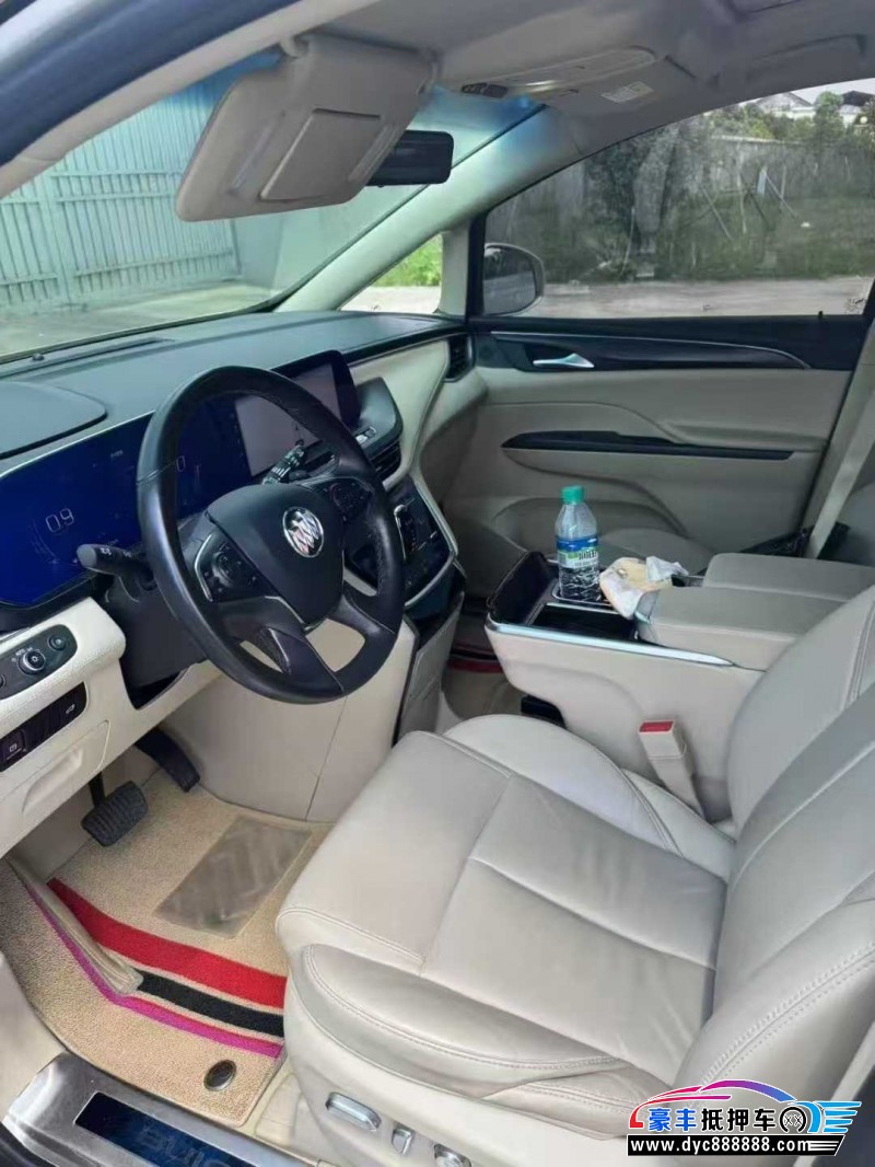 23年别克GL8轿车抵押车出售