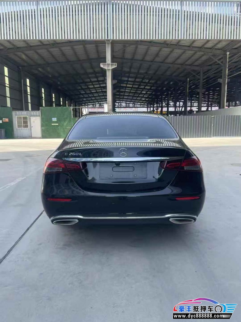21年奔驰E轿车抵押车出售