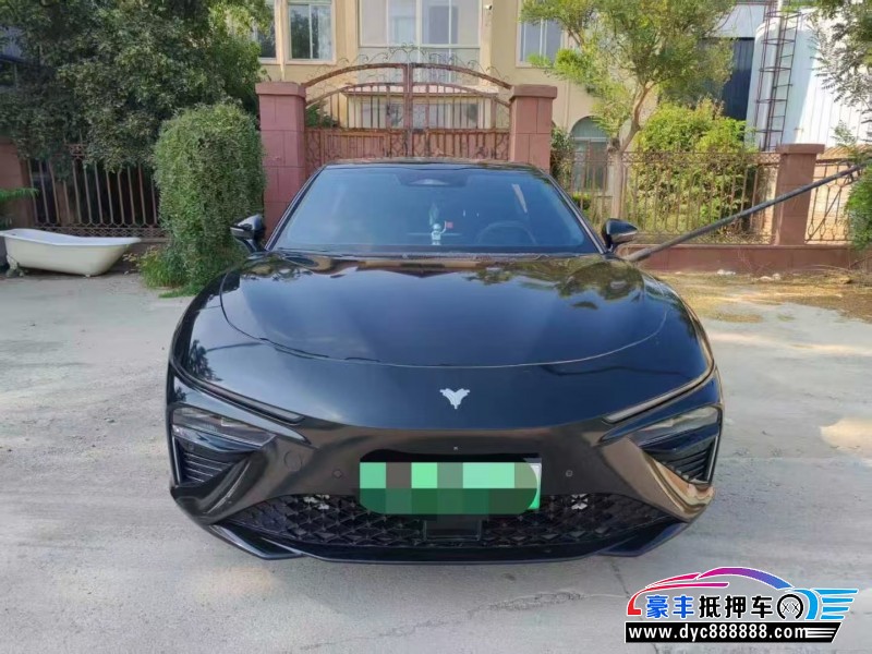 23年哪吒S轿车抵押车出售