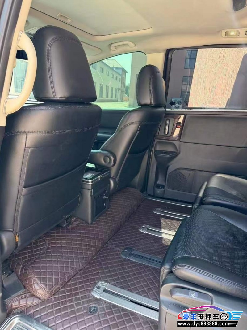 16年本田艾力绅轿车抵押车出售