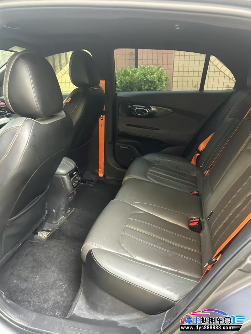 22年传祺影豹轿车抵押车出售