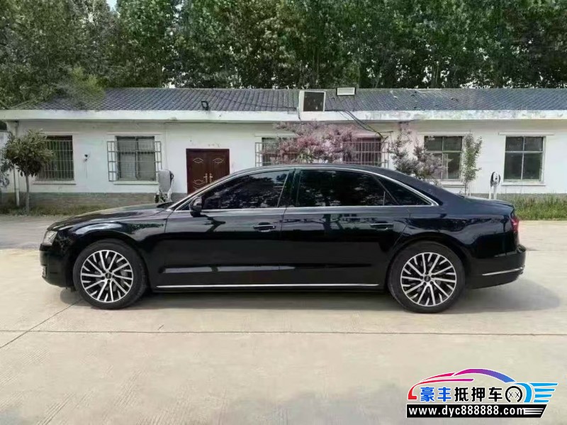 16年奥迪A8L轿车抵押车出售