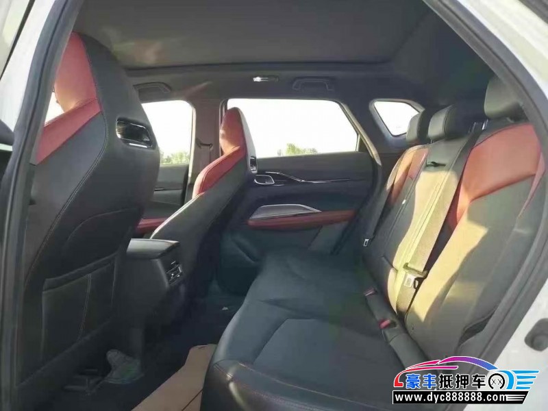 25年长安欧尚Z6轿车抵押车出售