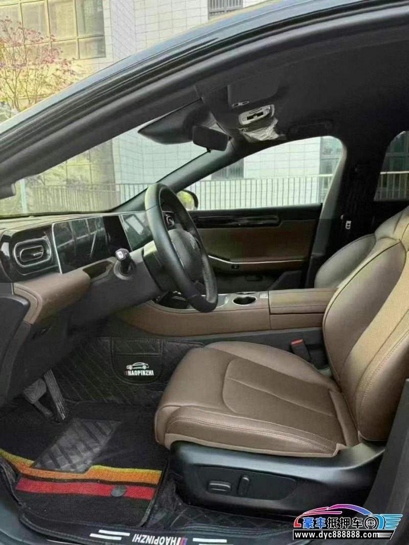 24年零跑c01轿车抵押车出售