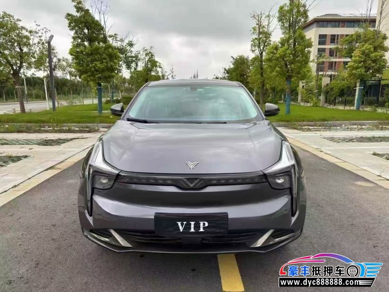 23年哪吒U轿车抵押车出售