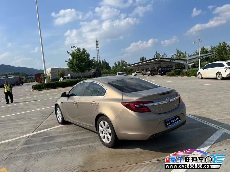 16年别克君威轿车抵押车出售