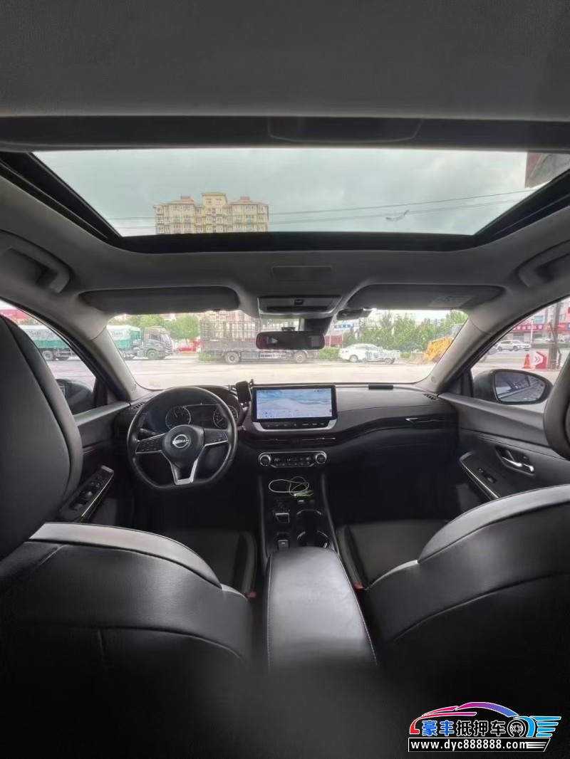 22年日产轩逸轿车抵押车出售