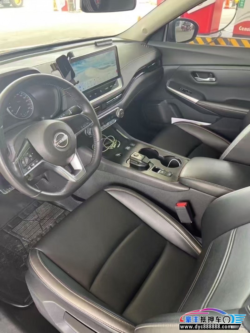 22年日产轩逸轿车抵押车出售