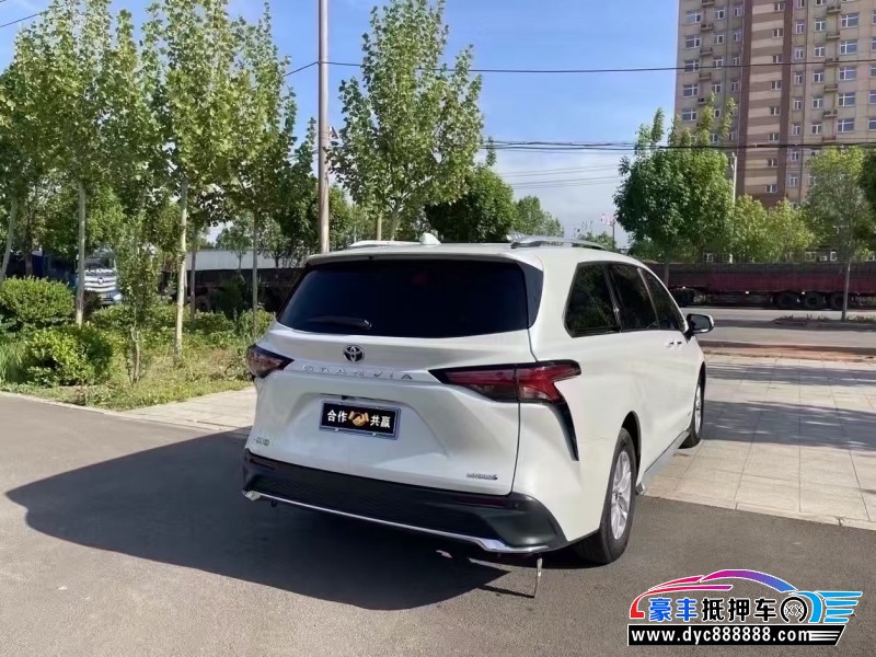 23年丰田格瑞维亚轿车抵押车出售