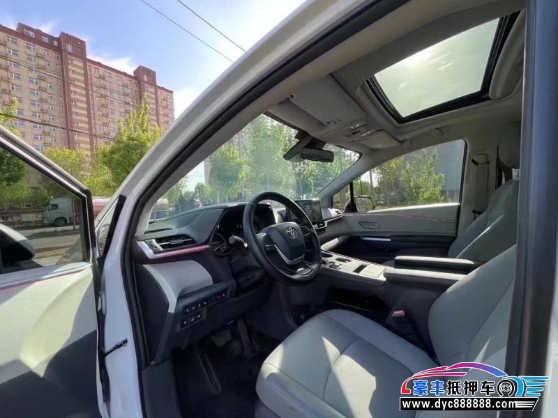 23年丰田格瑞维亚轿车抵押车出售