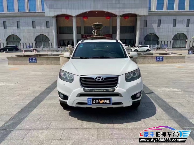 抵押车出售12年现代新胜达轿车