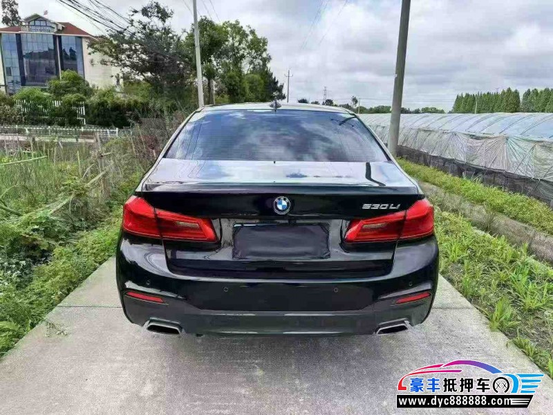 20年宝马5系轿车抵押车出售