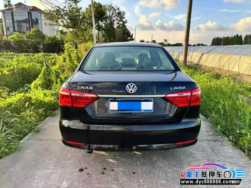 17年大众朗逸轿车抵押车出售