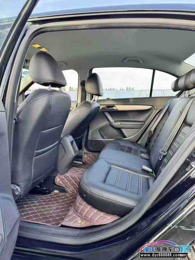 17年大众朗逸轿车抵押车出售