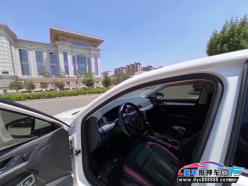 20年大众凌渡轿车抵押车出售