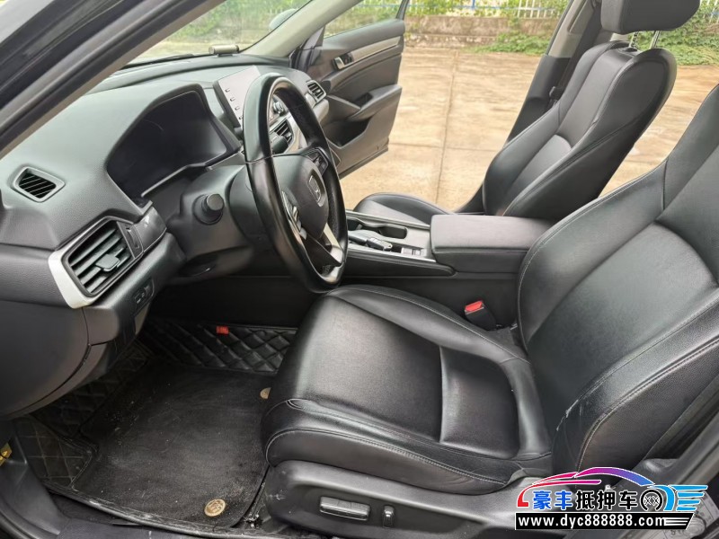 20年本田雅阁轿车抵押车出售