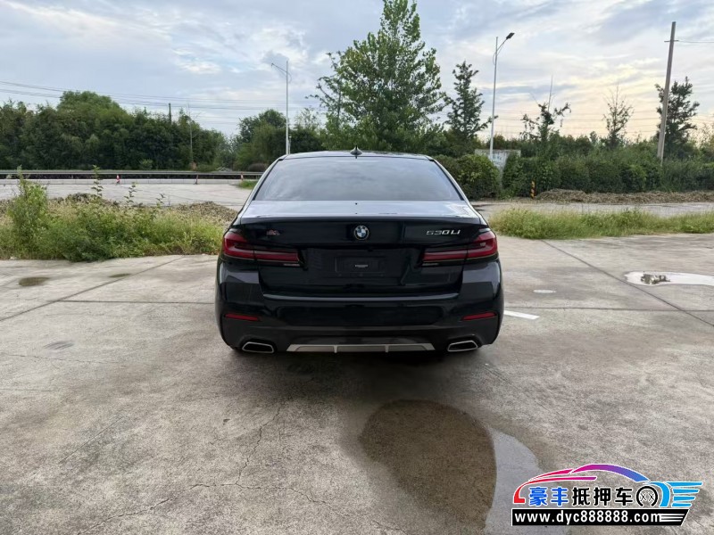 22年宝马5系轿车抵押车出售
