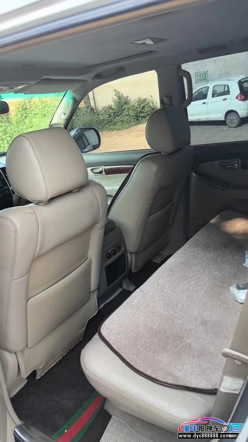 10年丰田普拉多（霸道）轿车抵押车出售