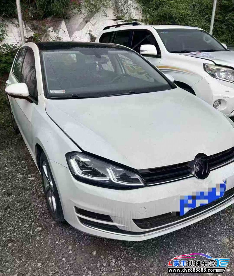 15年大众高尔夫轿车抵押车出售