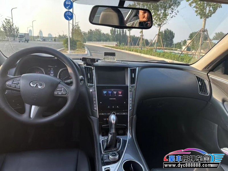 17年英菲尼迪Q50轿车抵押车出售