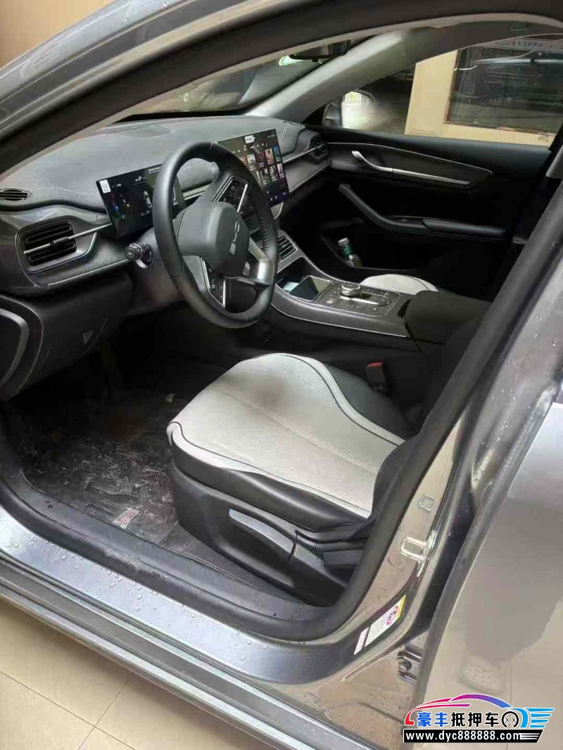 24年比亚迪驱逐舰轿车抵押车出售